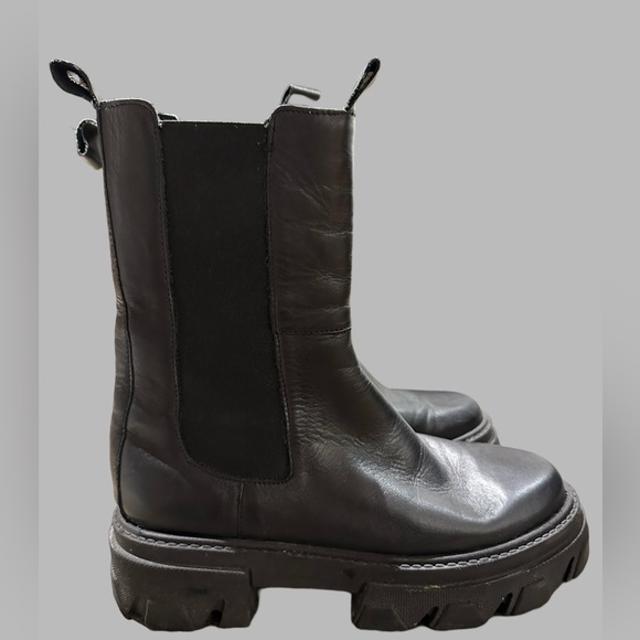 Atelier Blade leather Chelsea combat boot with treaded sole - Picture 3 of 10